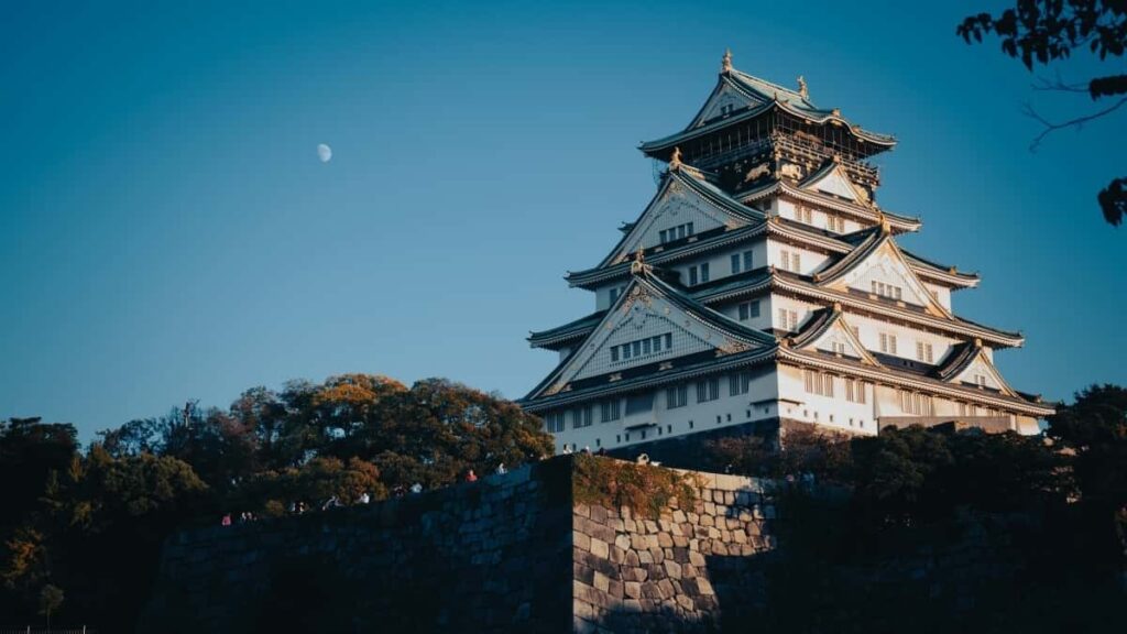 Peru bazarnda Twitter yaradclarn tapmaq ucun praktik strategiyalar, lokal nuanslar v autentik rylr yaratmaq ucun addm-addm yonlndirm.