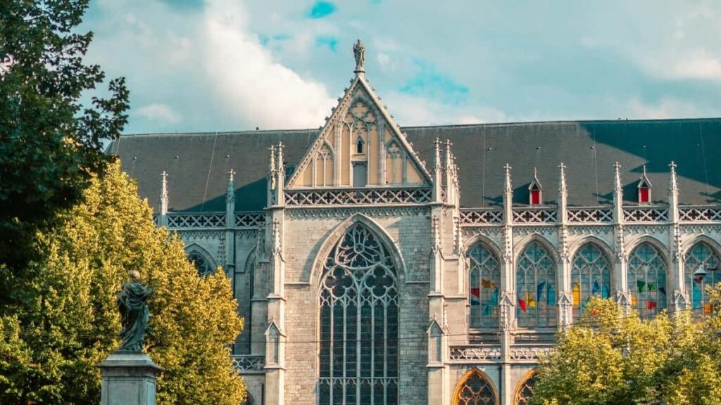 Azrbaycandan markalar ucun Ekvador Clubhouse yaradclarn nec tapmaq v syaht avadanlg ucun UGC il satslar artrmaq uzr praktik yonlndirm.