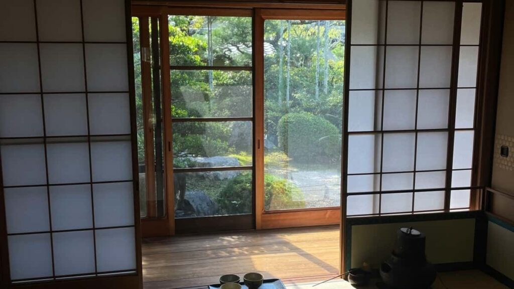 Azrbaycan reklamclar ucun praktik yol xritsi: Nigeriya KakaoTalk yaradclarn tapmaq, qiymtlndirmk v orta sviyyli (mid-tier)lrl uzunmuddtli mkdaslq qurmaq.