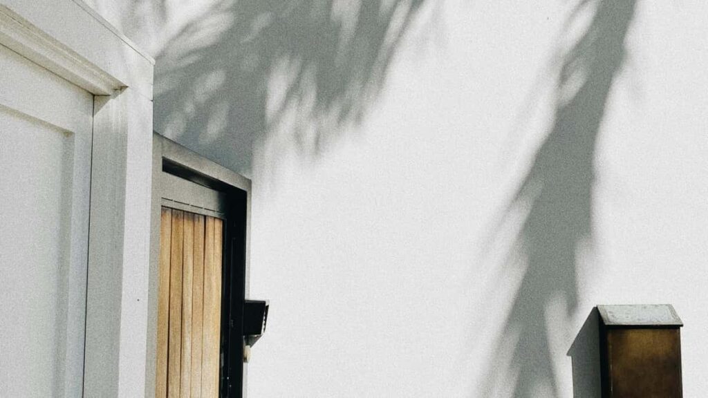 Amazon uzrindn Iceland markalarna catmaq v branded fitness mzmunu yaratmaq ucun praktik, lokal v taktiki bldci taktika, nzaktli outreach numunlri v monetizasiya yollar.