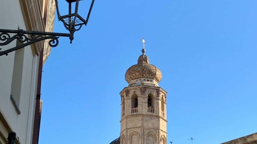 Azrbaycandan reklamcya praktik bldci: Iranda Douyin creator-larn nec tapmaq, dar nis istifadcilr nec catmaq v SaaS snaqlarn nec optimallasdrmaq.