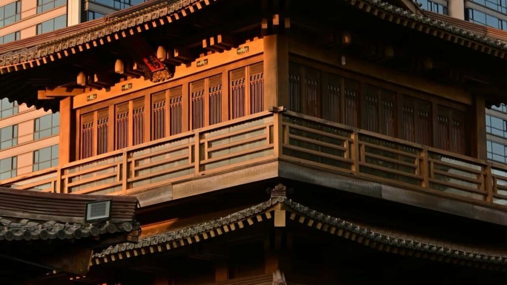 Azrbaycandan reklamclar ucun praktik yol xritsi: Iraqda LinkedIn yaradclarn nec tapmaq, qiymtlndirmk v mobil app endirmlrin cevircyiniz bard yerli taktika v numunlr.