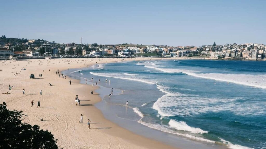 Iraq bazarnda mobil oyun lansmann Twitch yaradclar il nec surtli v mdni uygun skild tantmaq olar taktika, mnblr v yerli nuanslar.