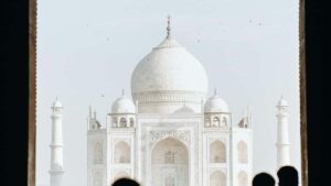 Azrbaycanl yaradclar ucun praktiki addmlar: Oman brendlrini Telegramda nec tapmaq, mesajlasma tklifini nec qurmaq v ugurlu giveaway mkdaslgna nec nail olmaq.